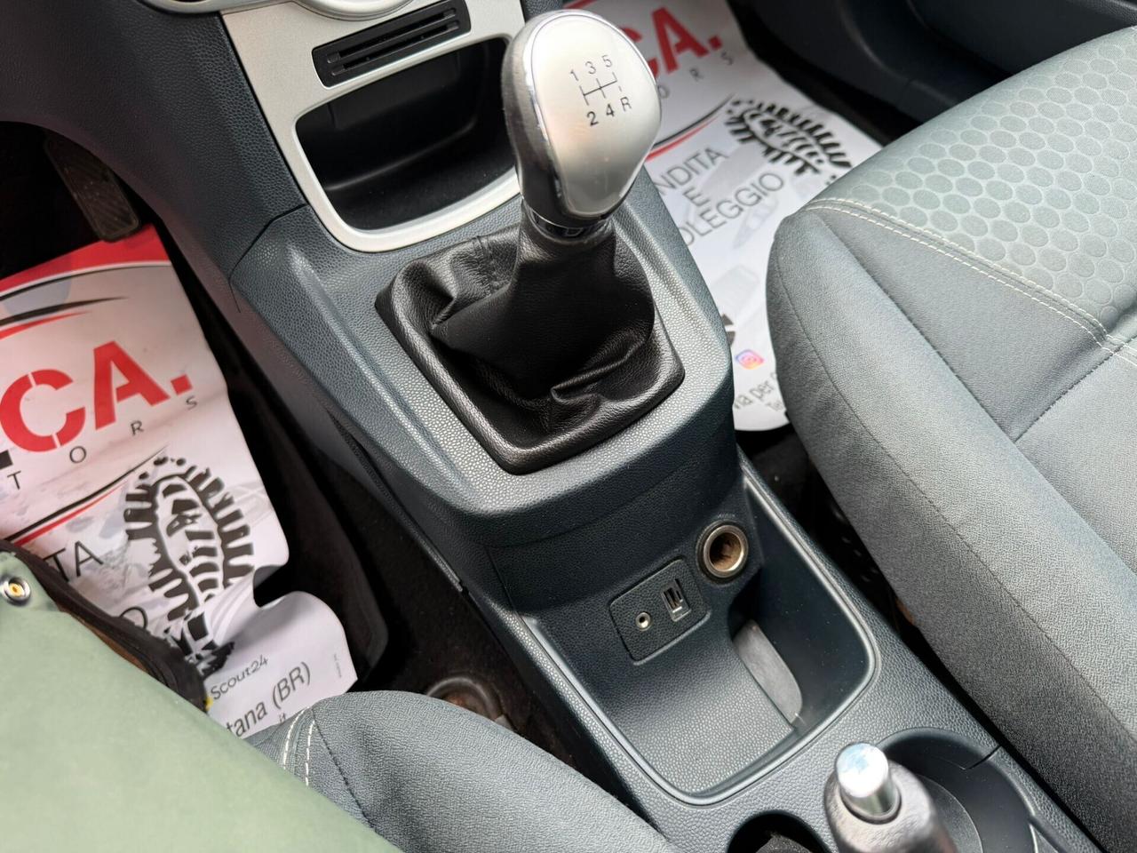 Ford Fiesta 1.4 TDCi 68CV 5 porte Titanium