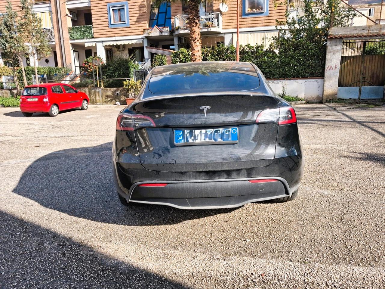 Tesla Model Y Long Range RWD