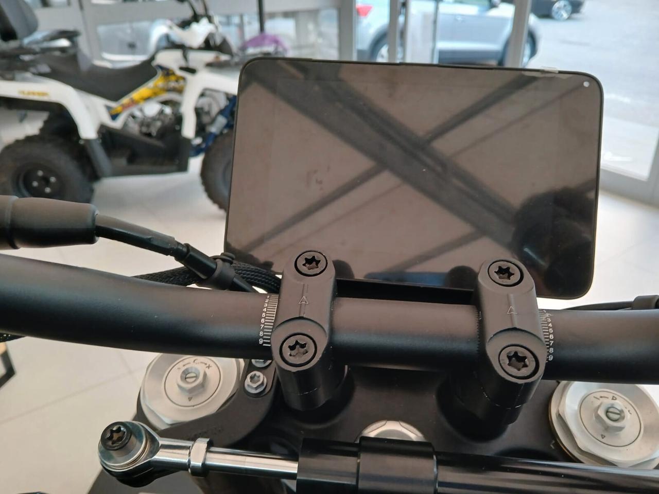 QJ MOTOR SRK 900-NUOVA-PRONTA CONSEGNA