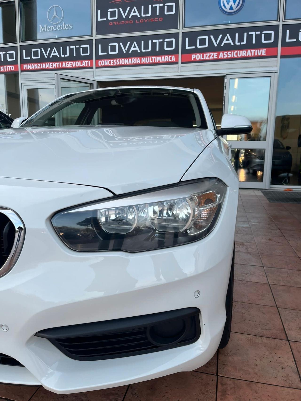 Bmw 116 116i 5p. Urban