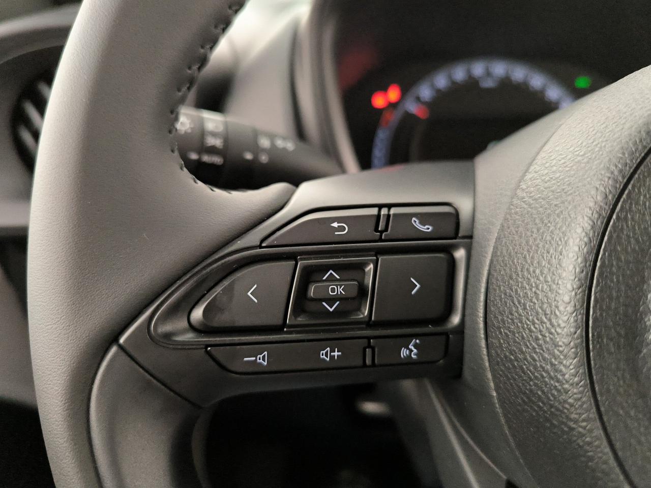 Toyota Aygo x 1.0 active 72cv