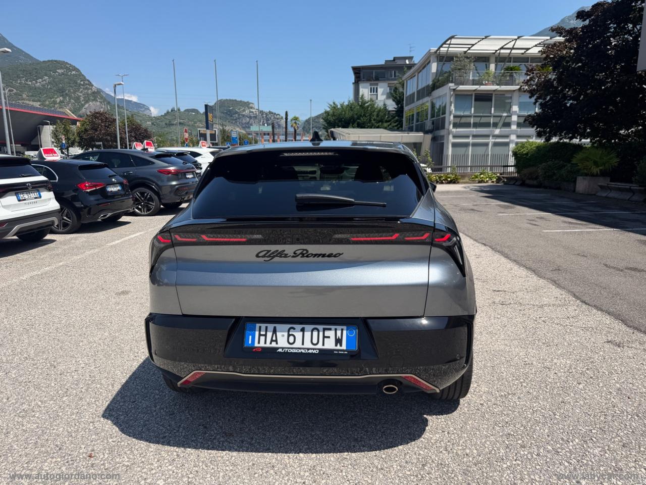 ALFA ROMEO Junior 1.2 145CV Hybrid eDCT6 Q4 Intensa