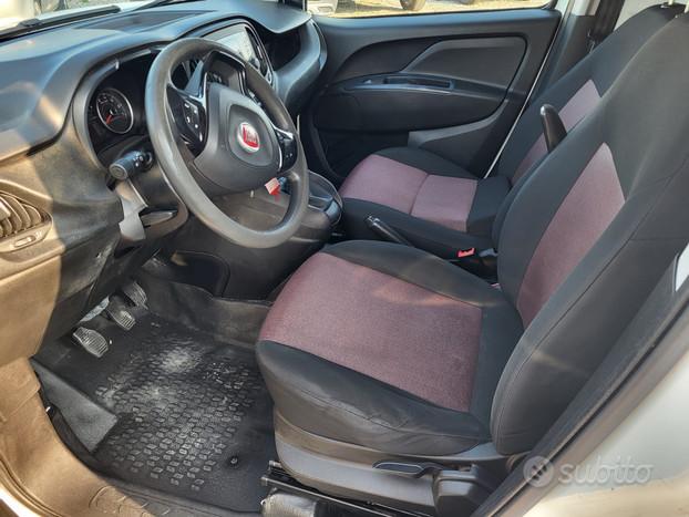 Fiat doblo pochi km