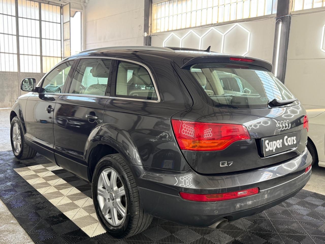 Audi Q7 3.0 V6 TDI 240 CV quattro tiptronic Advanced Plus