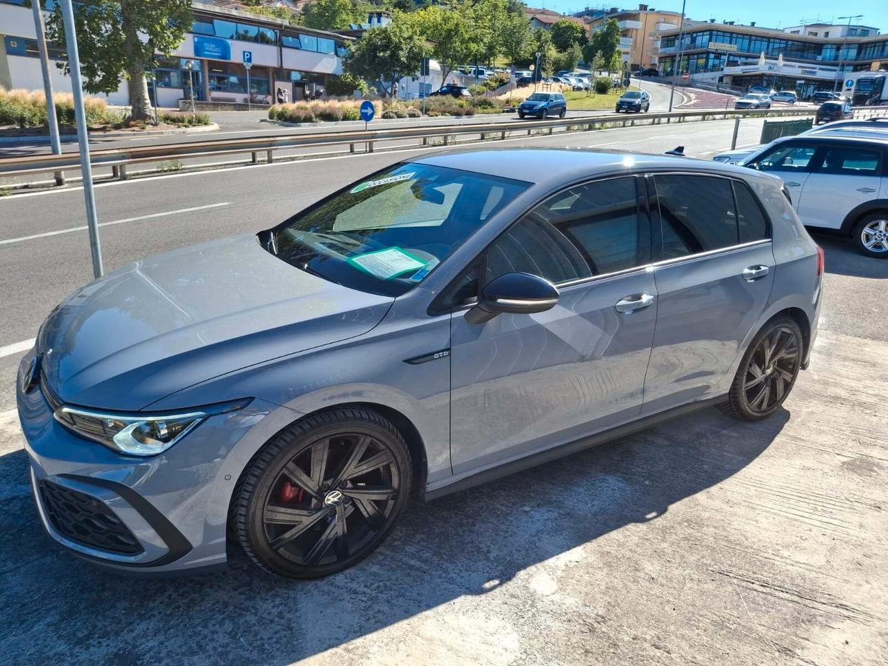 Volkswagen Golf 2.0 TDI DSG GTD