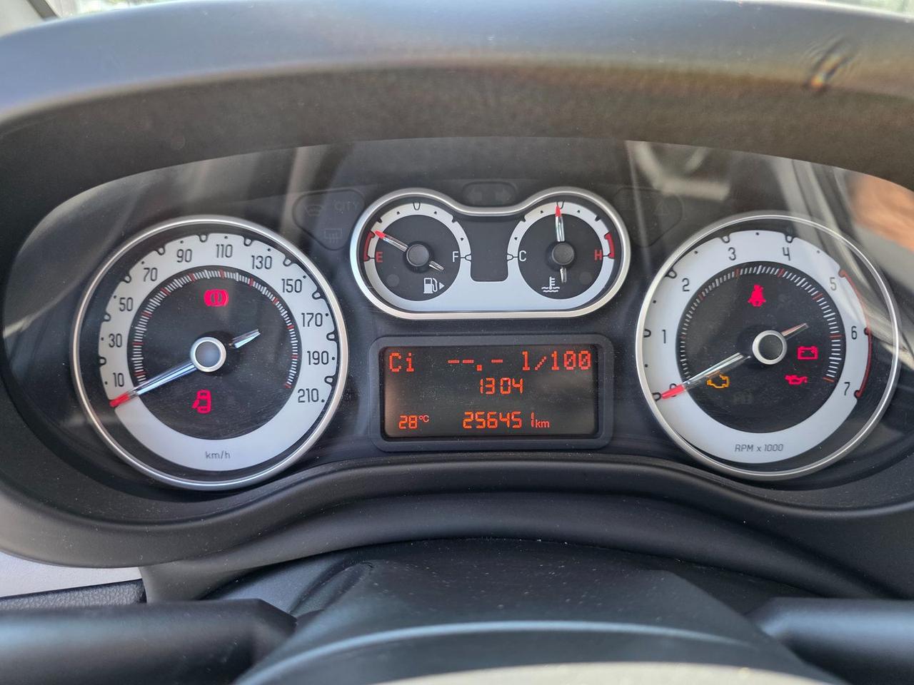 Fiat 500L 1.3 16V Multijet Lounge #6977