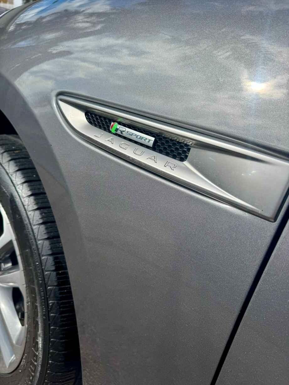 Jaguar F-Pace 2.0 D 180 CV R-Sport