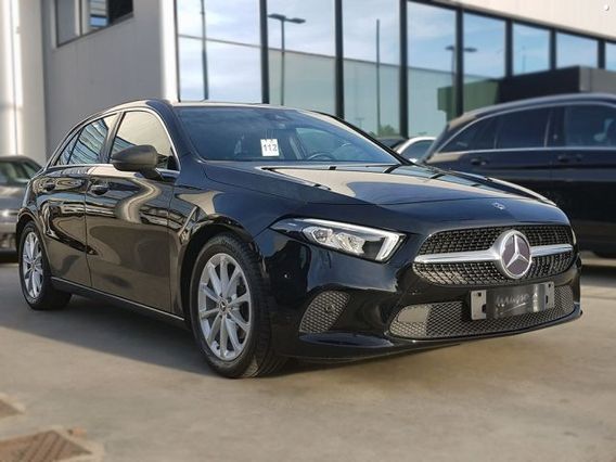 MERCEDES-BENZ A 180 d Automatic Sport