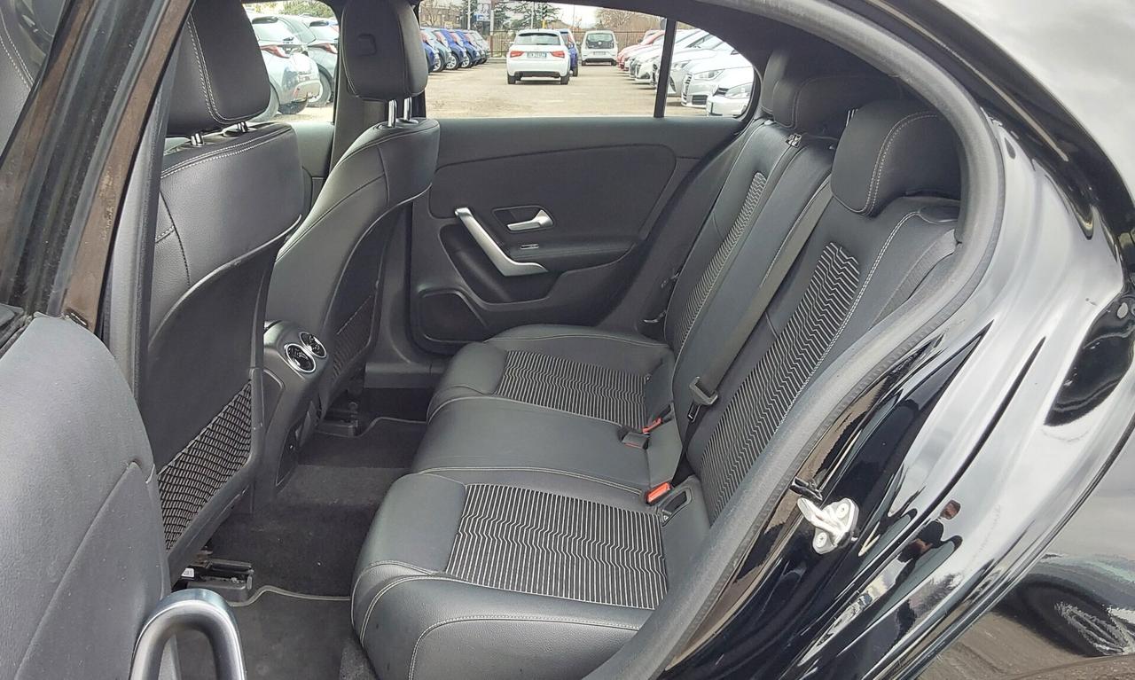 Mercedes-benz A 180d Automatic Premium