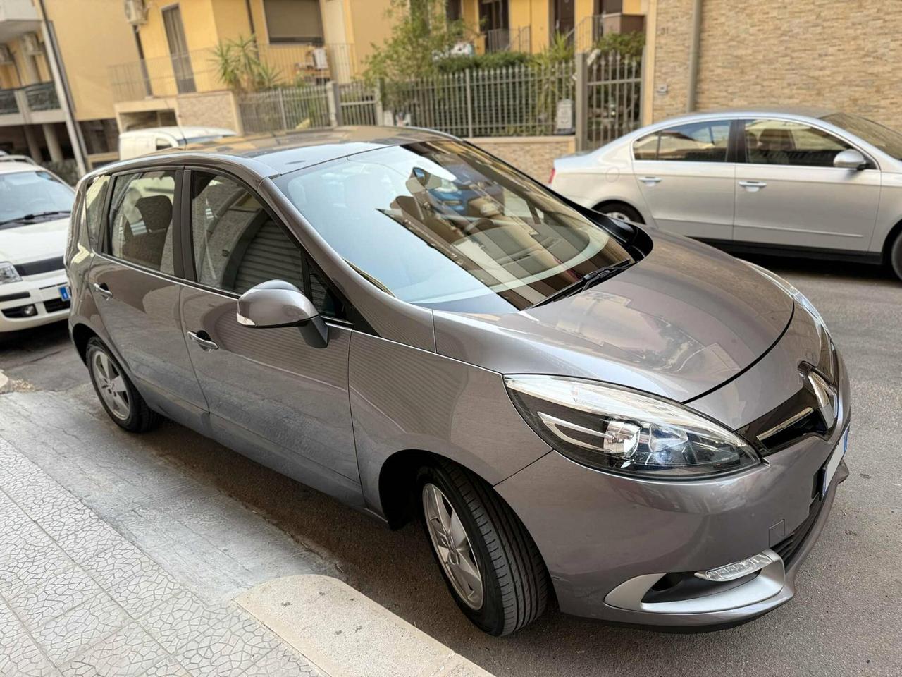 Renault Scénic XMod 1.5 dCi 110CV Limited/FULL LED/GOMMATA