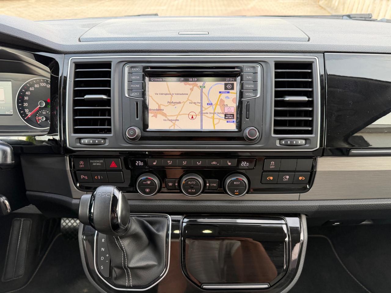 Volkswagen Transporter 2.0 GENERATION SIX FULL OPTIONAL