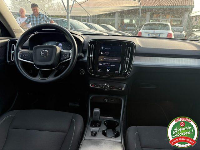 VOLVO XC40 T2 Geartronic Momentum