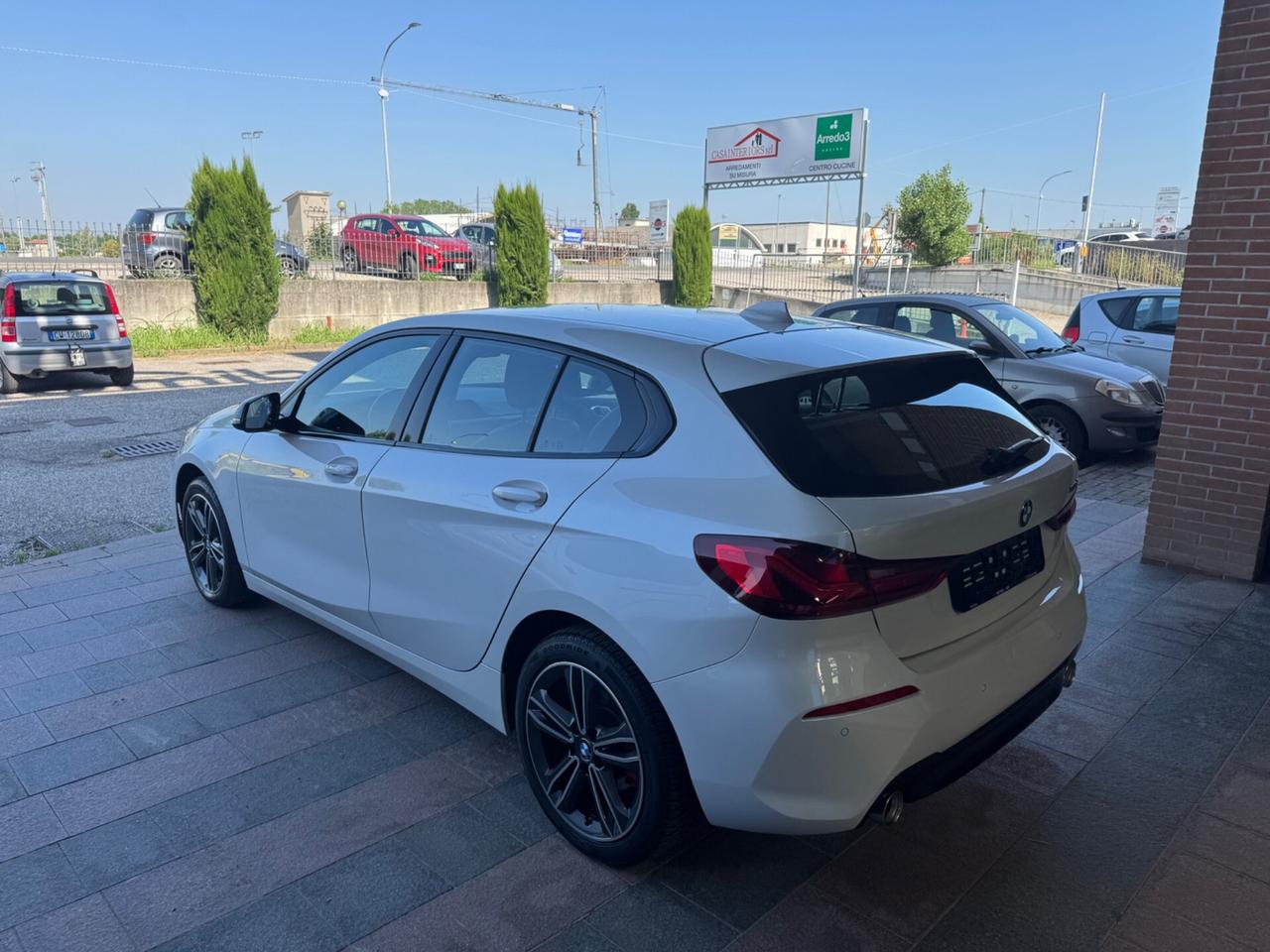 Bmw 118 118d 5p. Msport