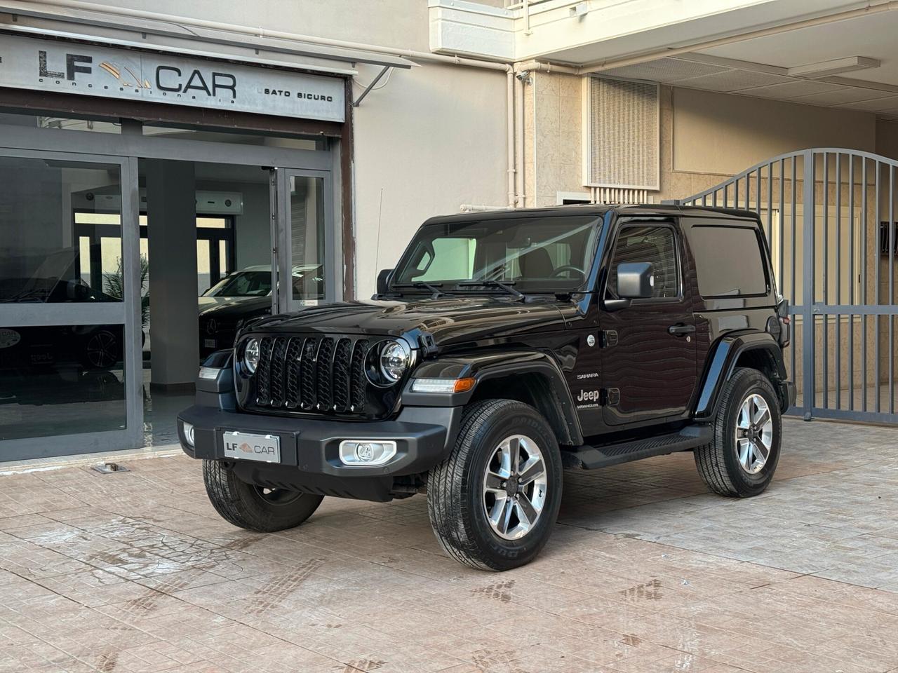 Jeep Wrangler 2.0 Turbo Sahara 272 cv
