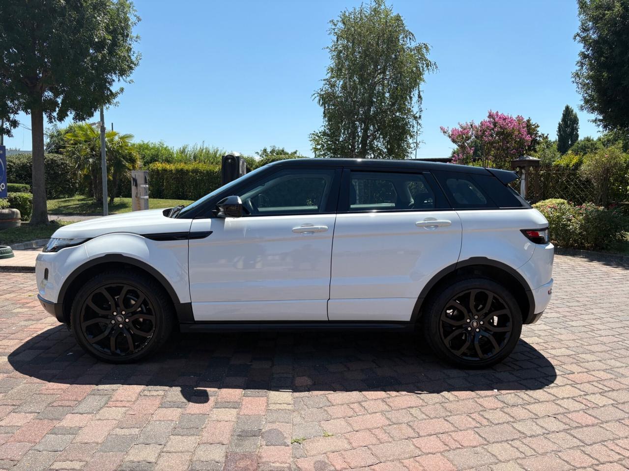 Land Rover Range Evoque 2.2 Sd4 5p. Autobiography