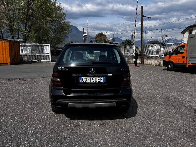 Mercedes-Benz ML 320 4 MATIC 7G-TRONIC