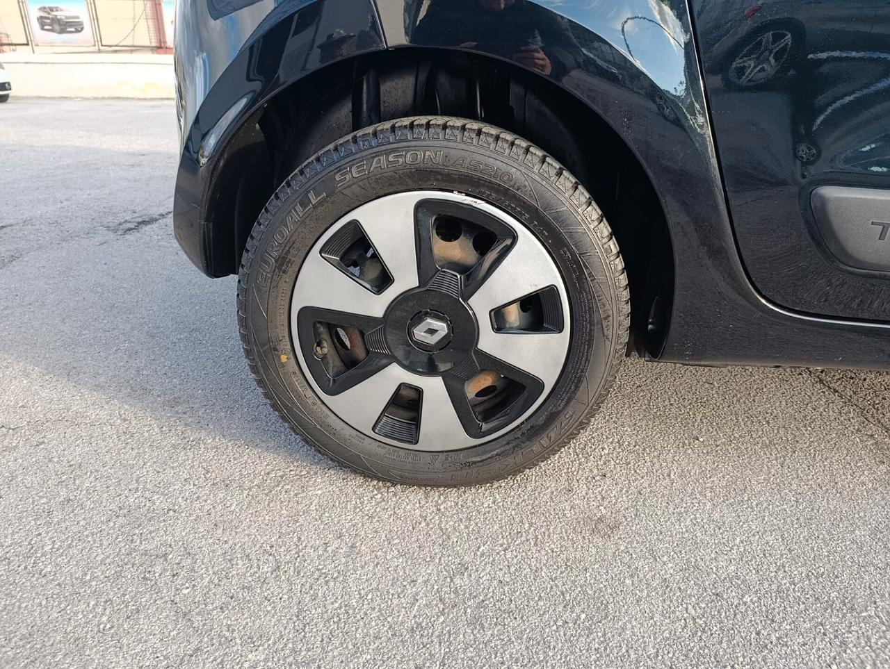 Renault Twingo 1.0 SCe Live