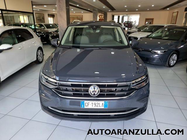 VOLKSWAGEN Tiguan NEW 2.0 TDI 150CV SCR DSG Life - Fari a Led