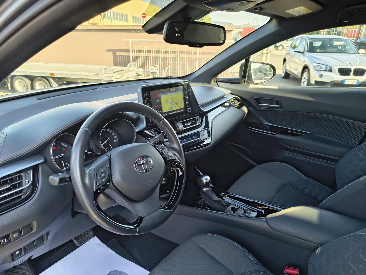 Toyota C-HR 2.0 Hybrid E-CVT Morebusiness