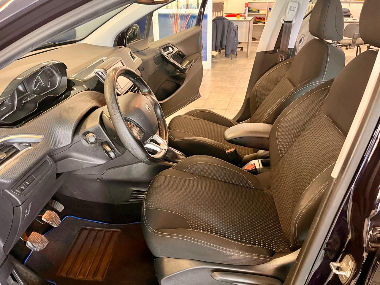 Peugeot 208 1.2 82cv 5 porte Allure