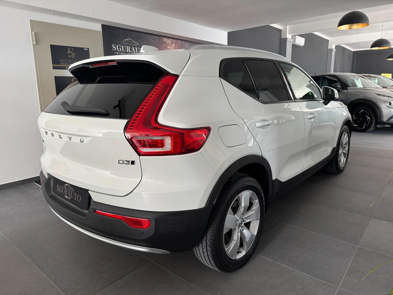 VOLVO XC40 D3 2.0 AWD GEARTRONIC MOMENTUM PRO 2020