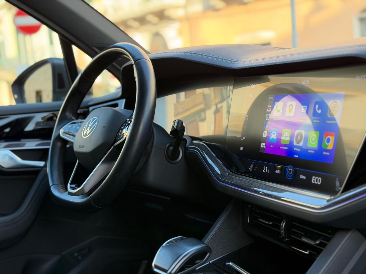 VOLKSWAGEN TOUAREG 3.0 V6 EHYBRID 340 CV PLUG-IN HYBRID