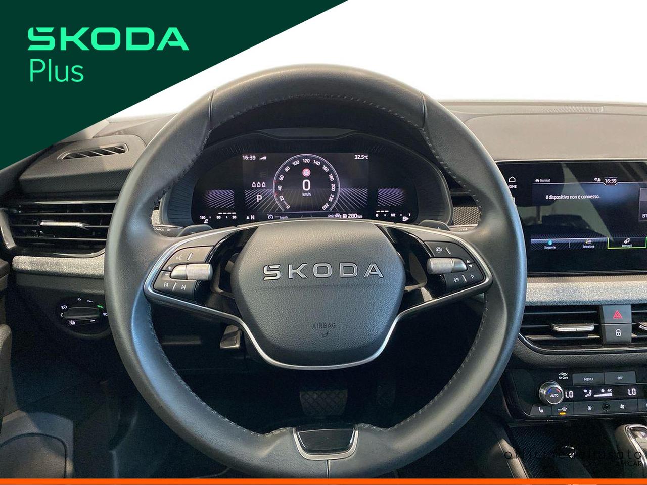 Skoda Kamiq 1.0 tsi 115cv black dots dsg