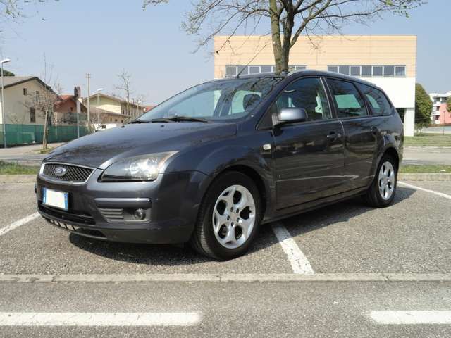 Ford Focus Focus Style Wagon 1.6 tdci 90cv &quot;NeopatentatiOK&quot;