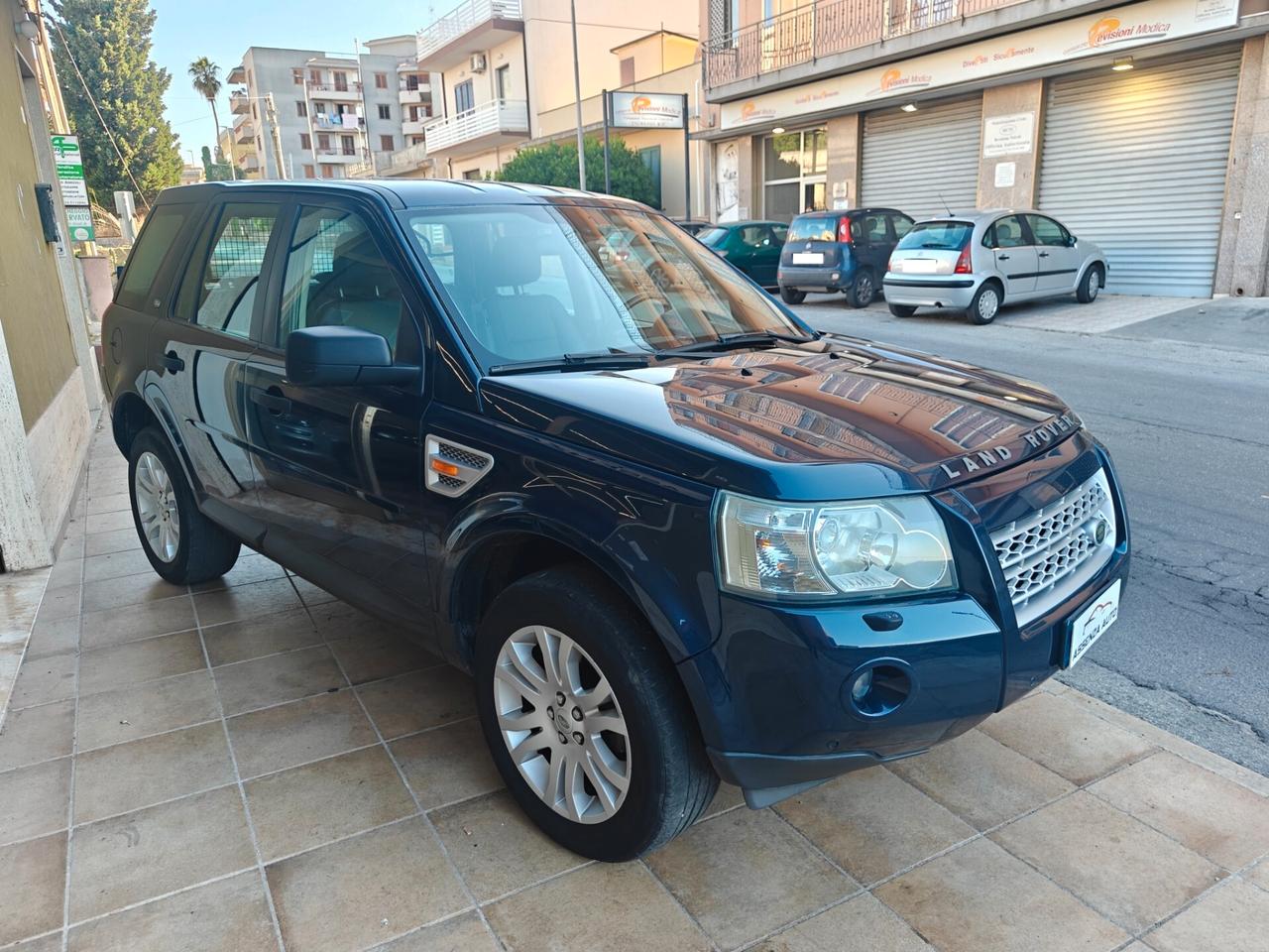Land Rover Freelander 2 2.2 TD4 Anteriore
