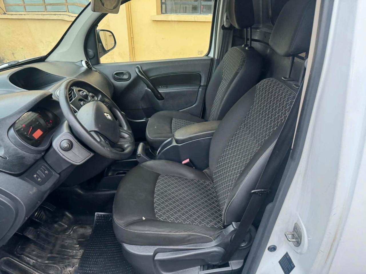 Renault Kangoo 1.5 Diesel 2014 90CV CINGHIA FATTA