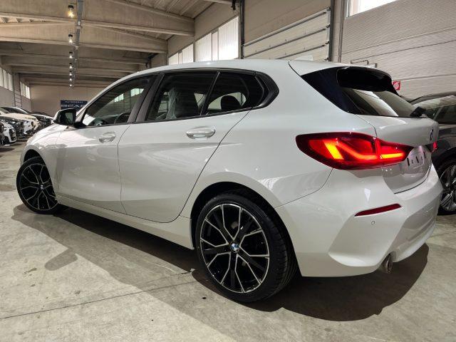 BMW 118 i Business Advantage 18"Msport /Nav+Virtual/Park