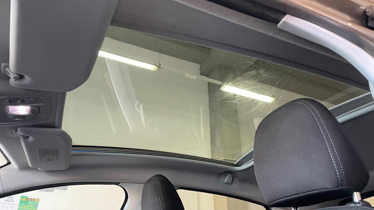 Peugeot 208 1.4 HDi 68 CV 5 porte Allure