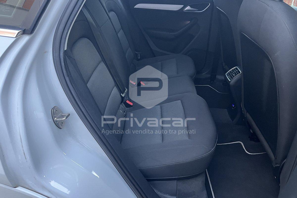 AUDI Q3 2.0 TDI 150 CV quattro S tronic Business