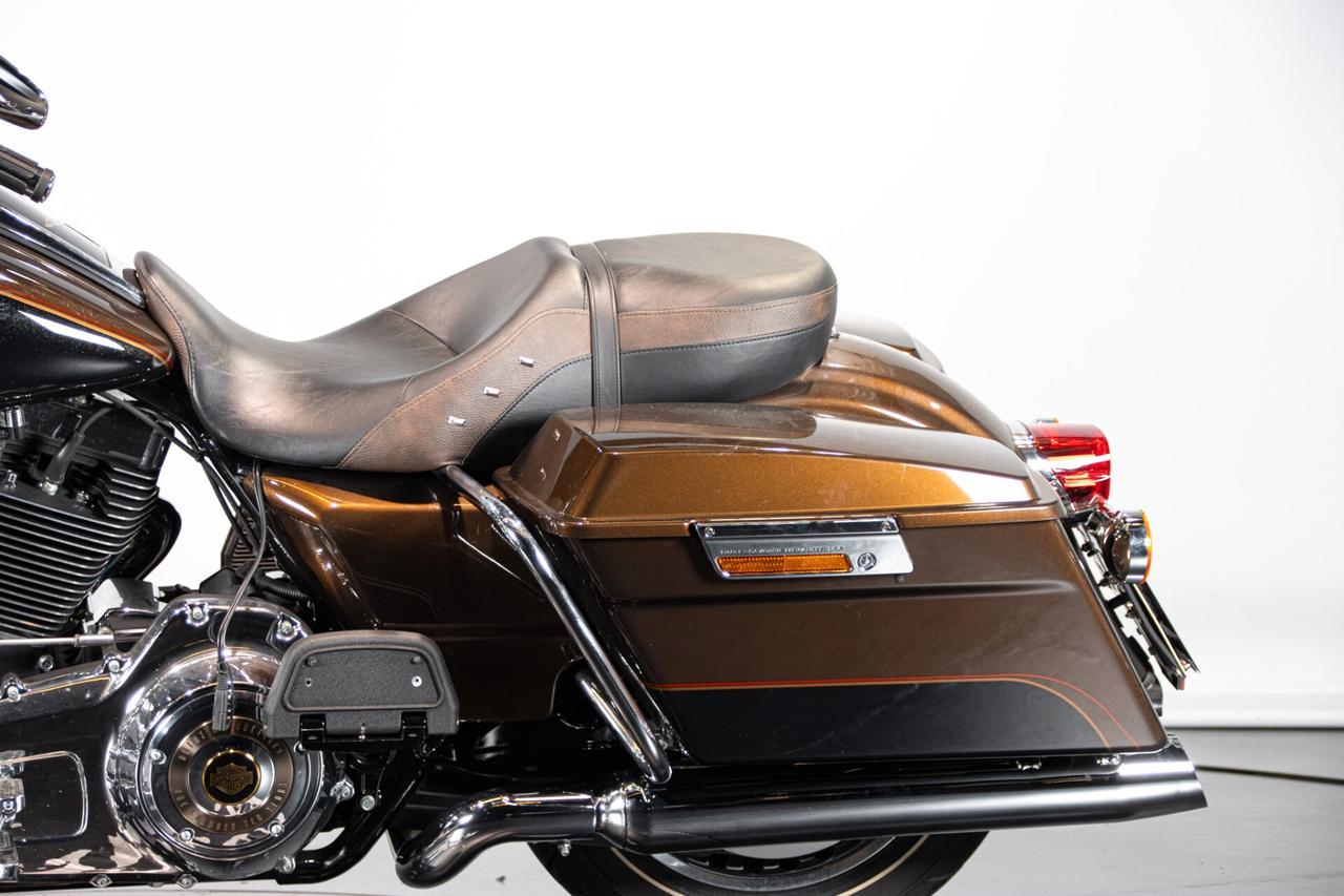 Harley-davidson Road King C.V.O. 110TH° ANNIVERSARY - 2013