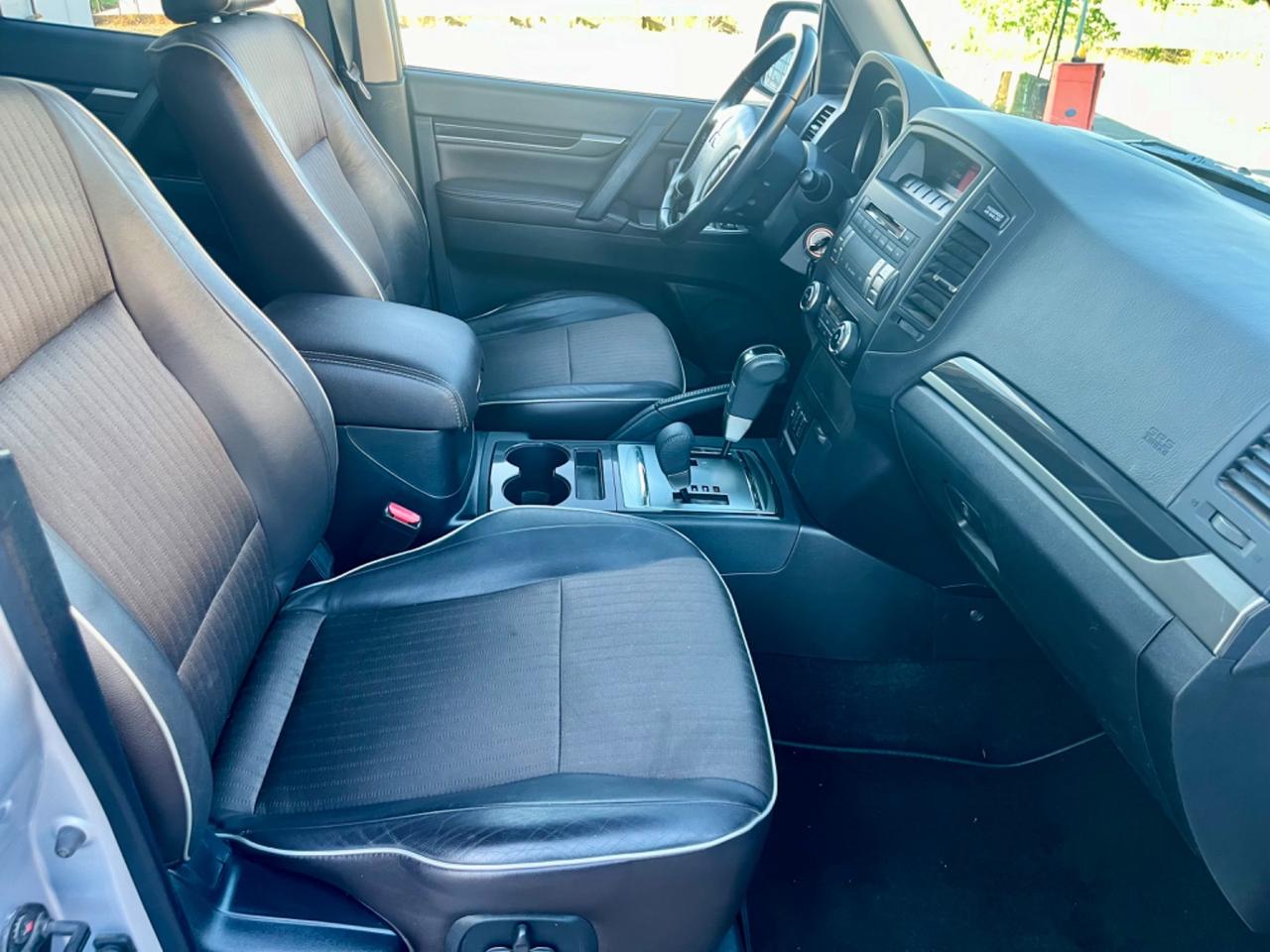 Mitsubishi Pajero 3.2 DI-D aut. Instyle 119.000km 2010 perfetta