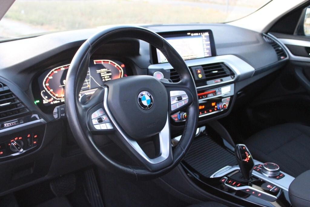 BMW X4 xDrive 20d *TETTO APR. *GANCIO TRAINO