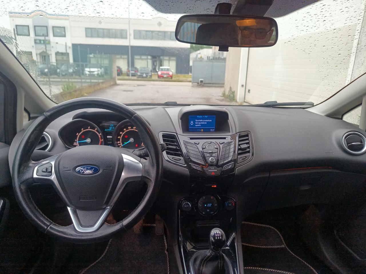 Ford Fiesta 1.4 5p. Bz.- GPL Titanium