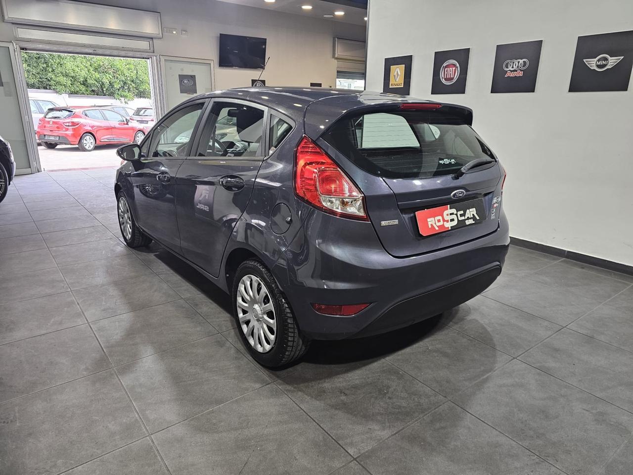 Ford Fiesta 1.5 TDCi 75CV 5 porte Titanium