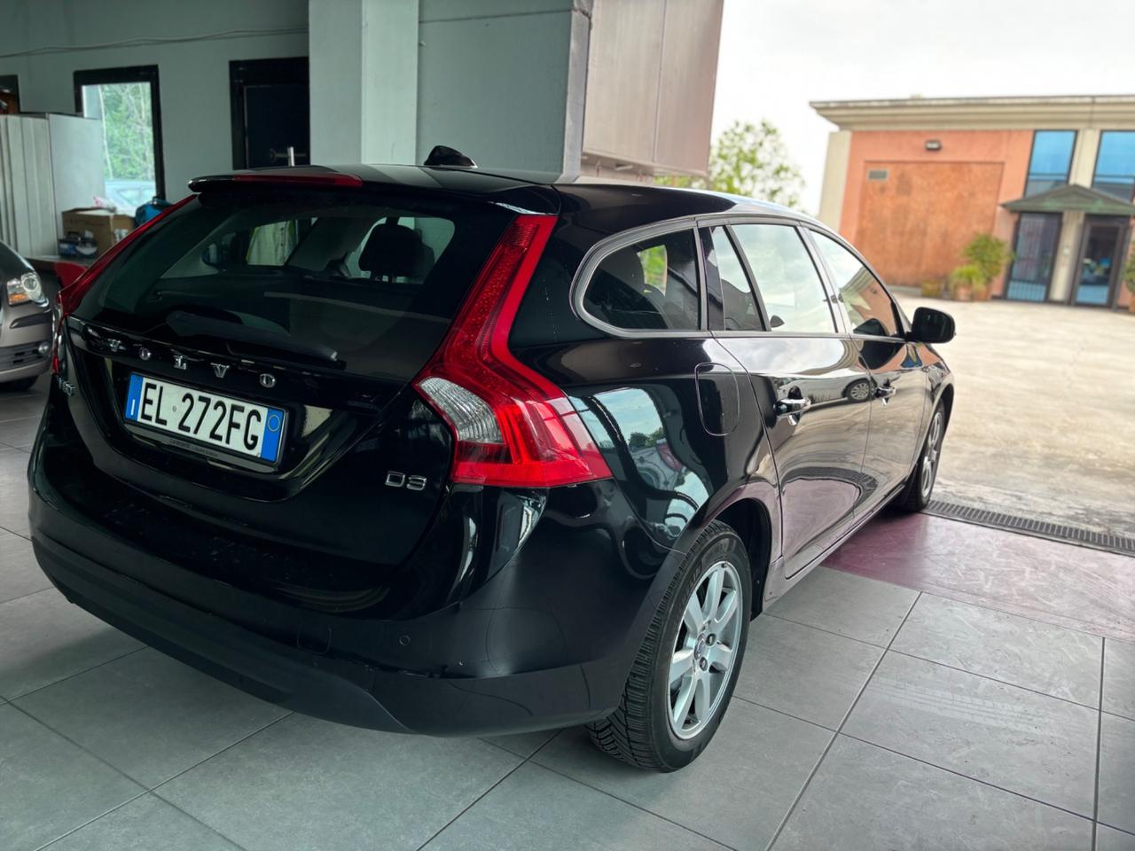 Volvo V60 D3 Geartronic Summum