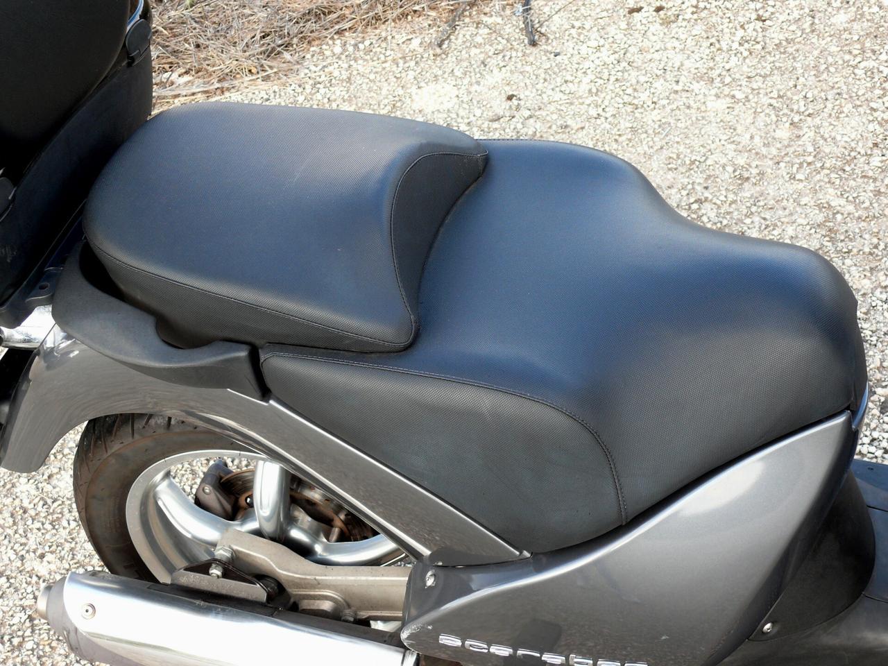 Aprilia Scarabeo 250 BICOLORE
