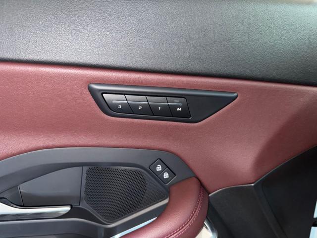 JAGUAR E-Pace 2.0D I4 163 CV AWD Auto R-DYNAMIC BLACK *UNIPROP*