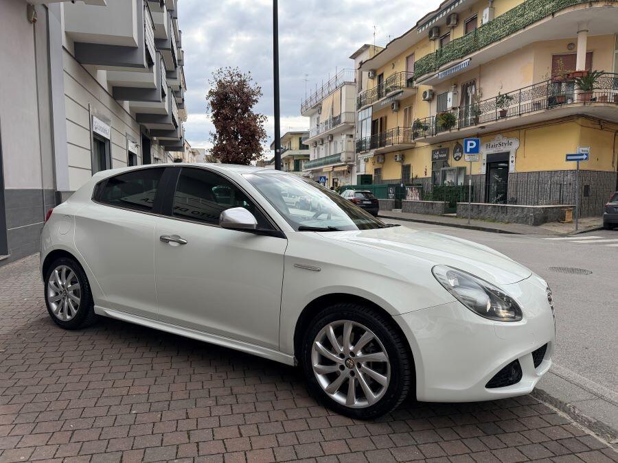 ALFA GIULIETTA 2.0 MJET 140 SUPER CERTIFICATA NUOV