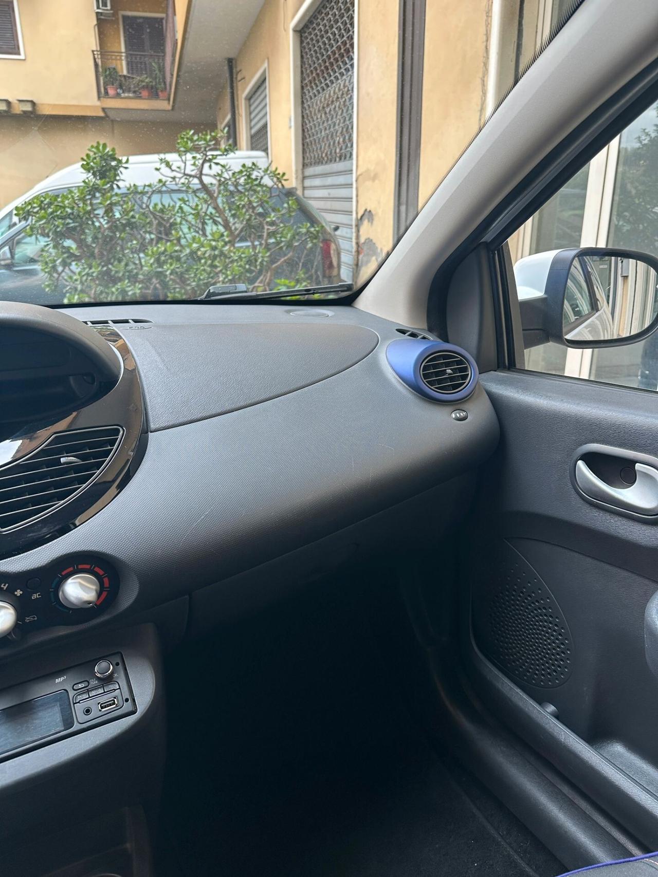 Renault Twingo 1.2 16V Wave