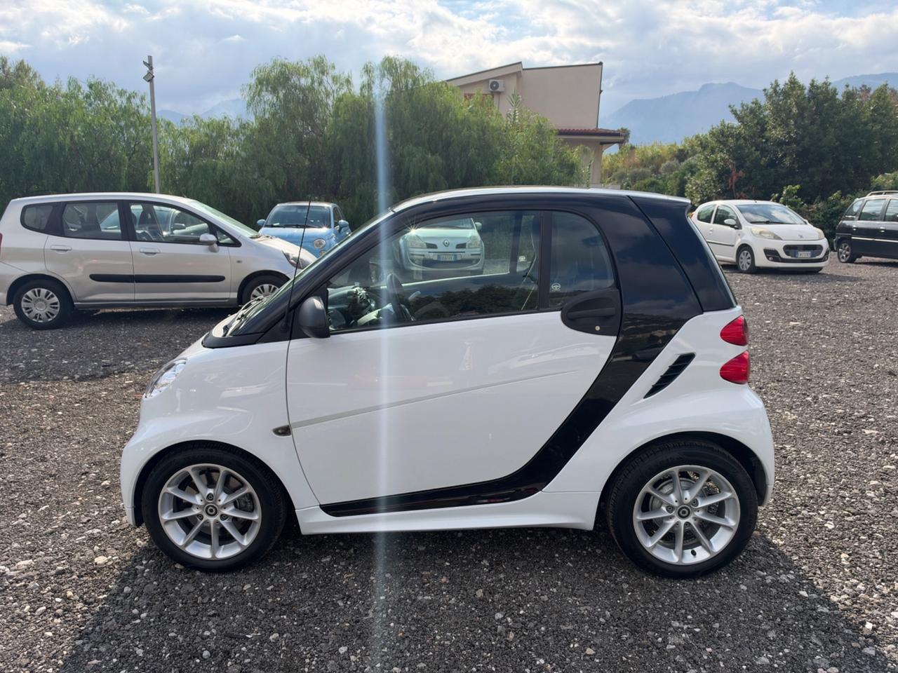 Smart ForTwo 1000 52 kW MHD coupé passion