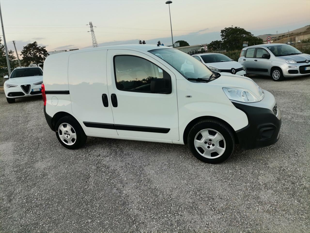 Fiat Fiorino 1.3 MJT 95CV Cargo SX