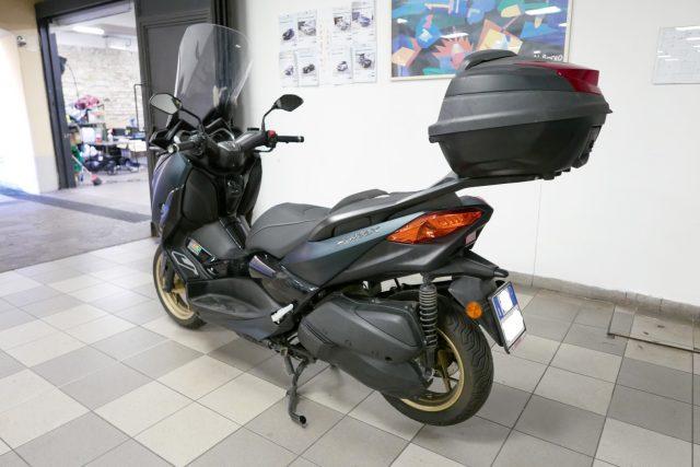YAMAHA X-MAX 300 Tech Max