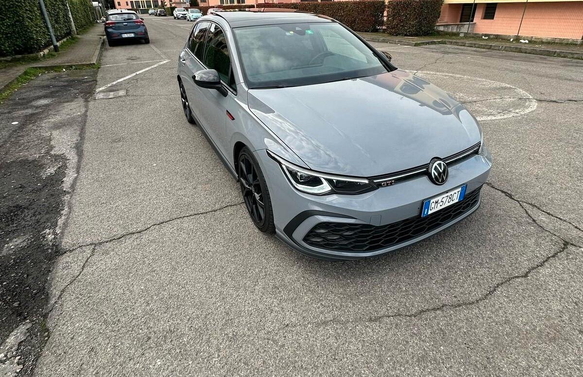 Volkswagen Golf GTI 2.0 TSI