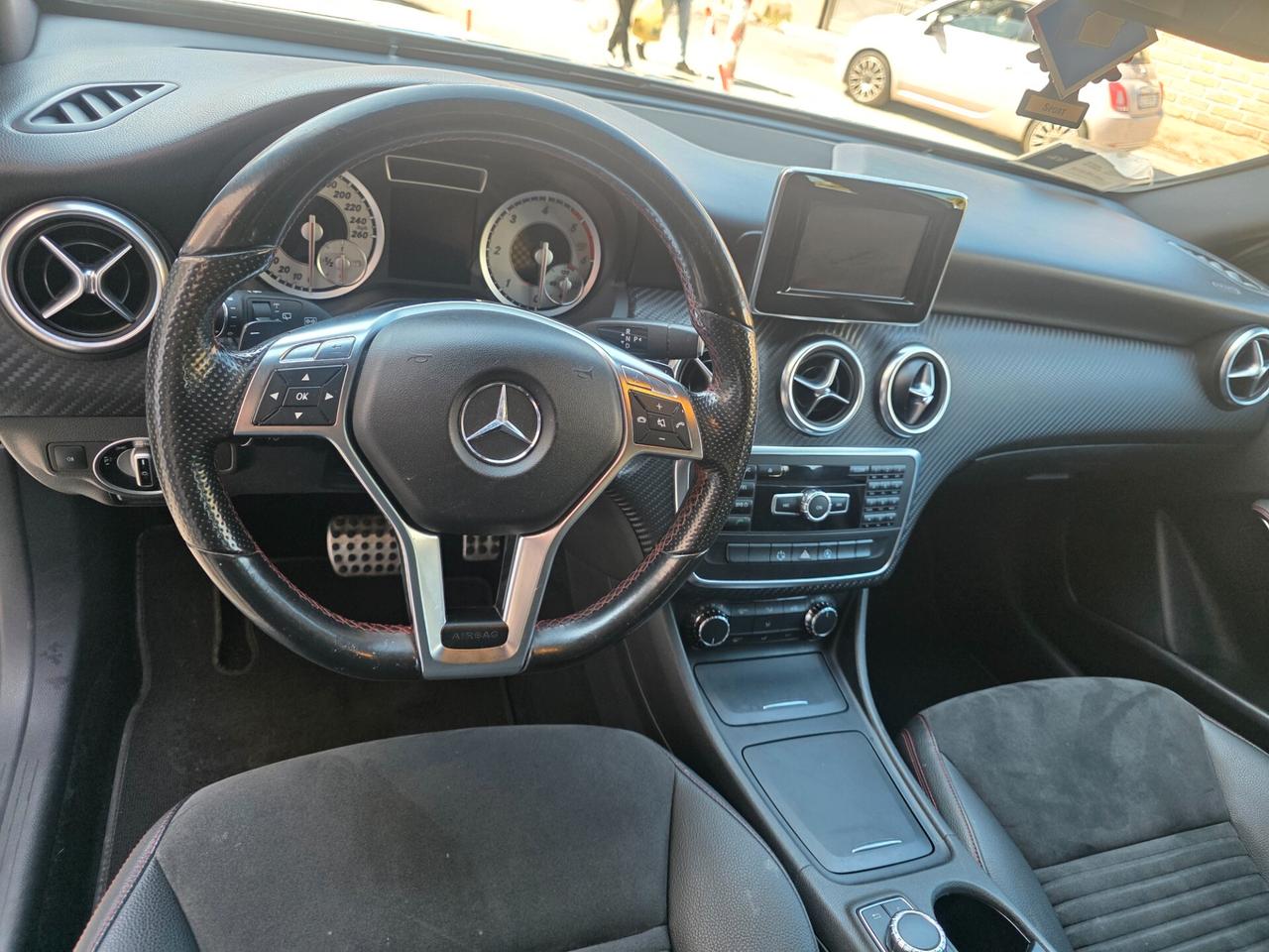 Mercedes-benz A 200 A 200 CDI Automatic Dark Night Edition