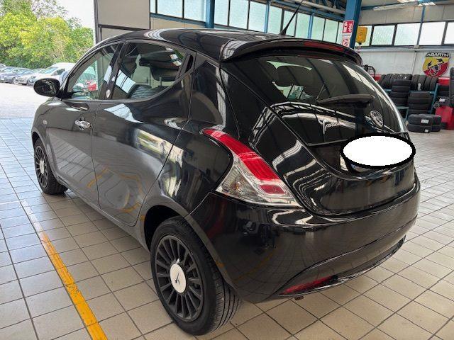 LANCIA Ypsilon 1.2 69 CV 5 porte GPL Ecochic Gold
