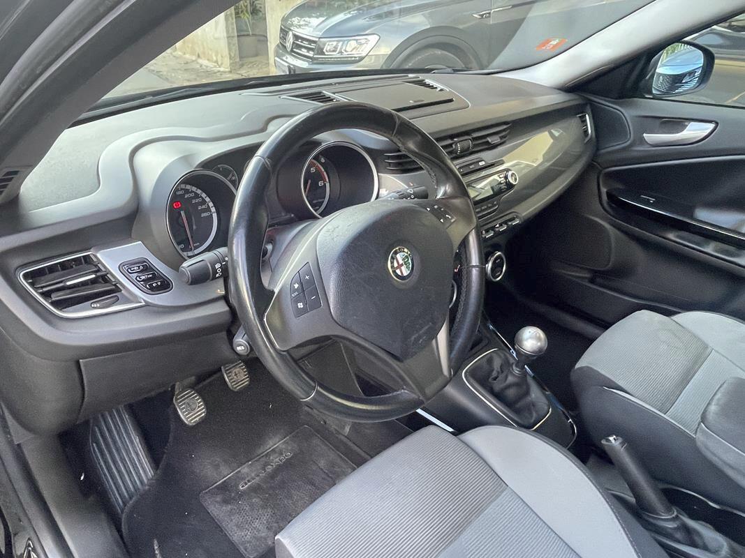 Alfa Romeo Giulietta 2.0 JTDm-2 140 CV Distinctive